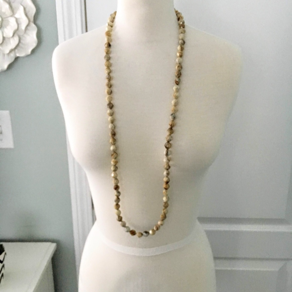 Beaded Necklace Cream and Brown